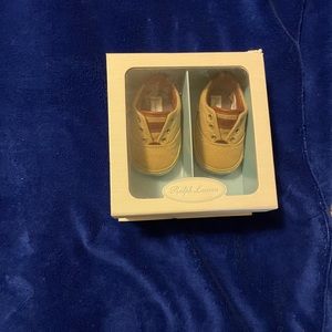 Ralph Lauren Tan shoes •size 1